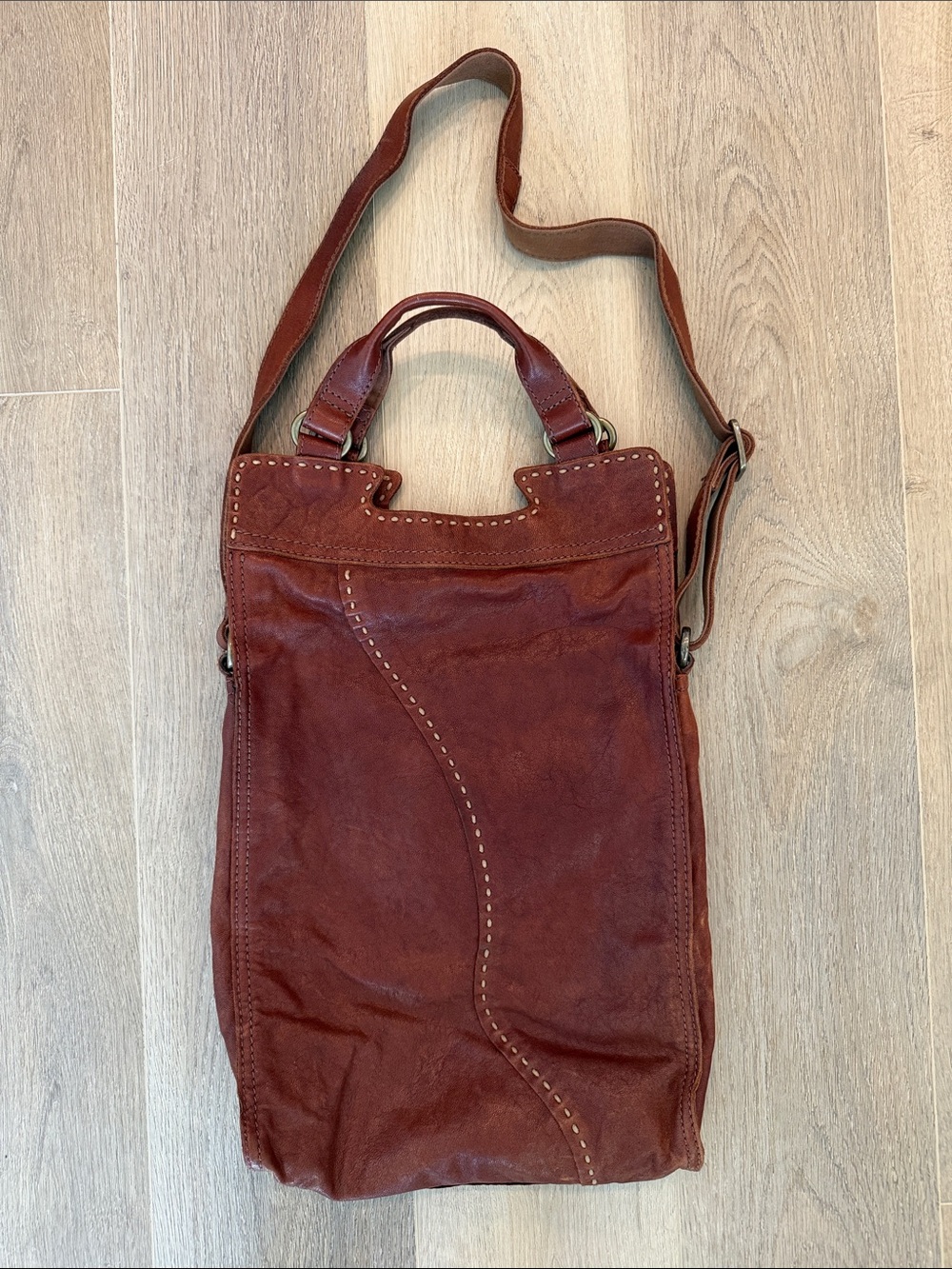 NWOT Lucky Brand Abbey Road Leather Crossbody Messenger Bag in Rustic Brown - Picture 3 of 6